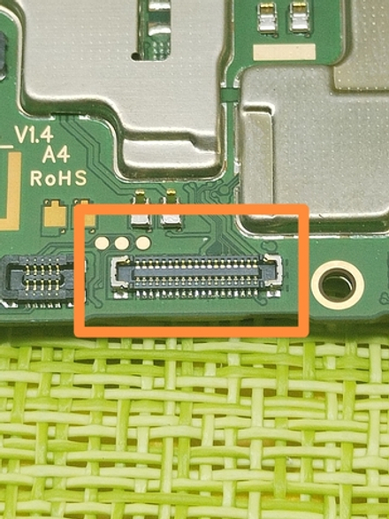 Infinix Note 30 4G (X6833B) / FPC коннектор дисплея (на плату)