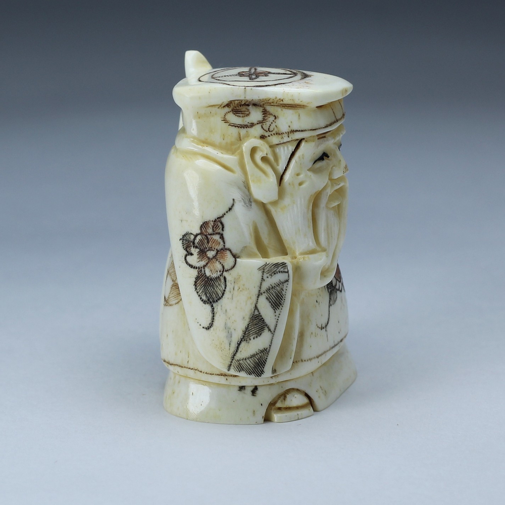 Нэцкэ Дзюродзин с мечом