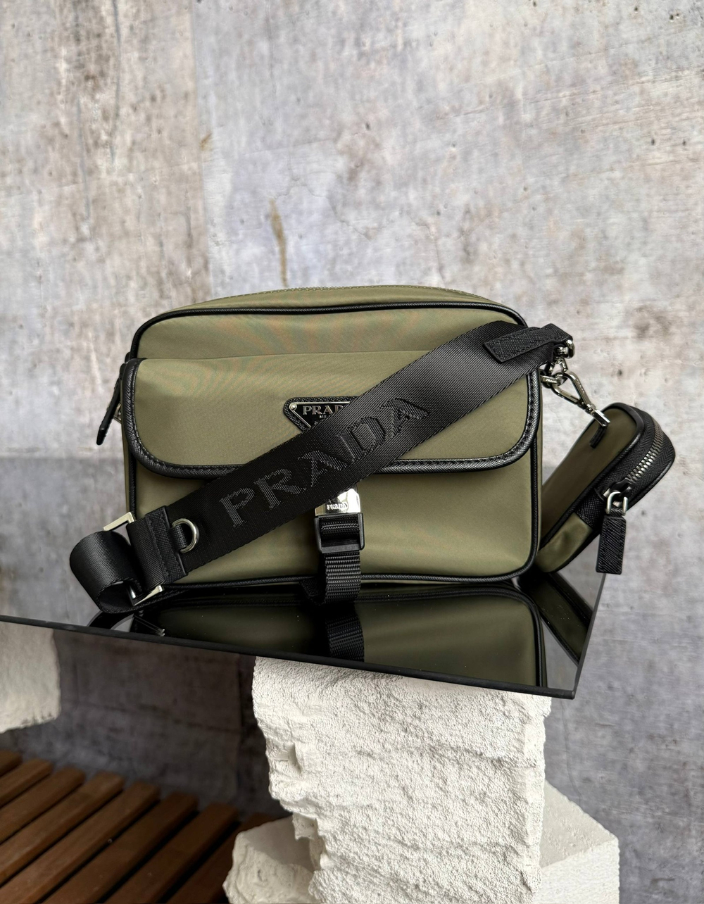 Сумка через плечо Prada