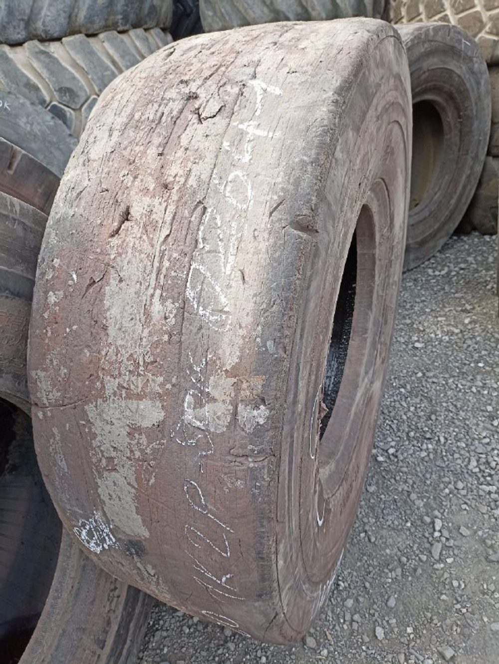 17.5R25 HILO SMS+ шина б/у