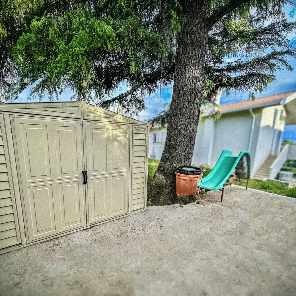 Сарай-хозблок пластиковый для дачи SidePro (84,6*318,7*233,2 см)