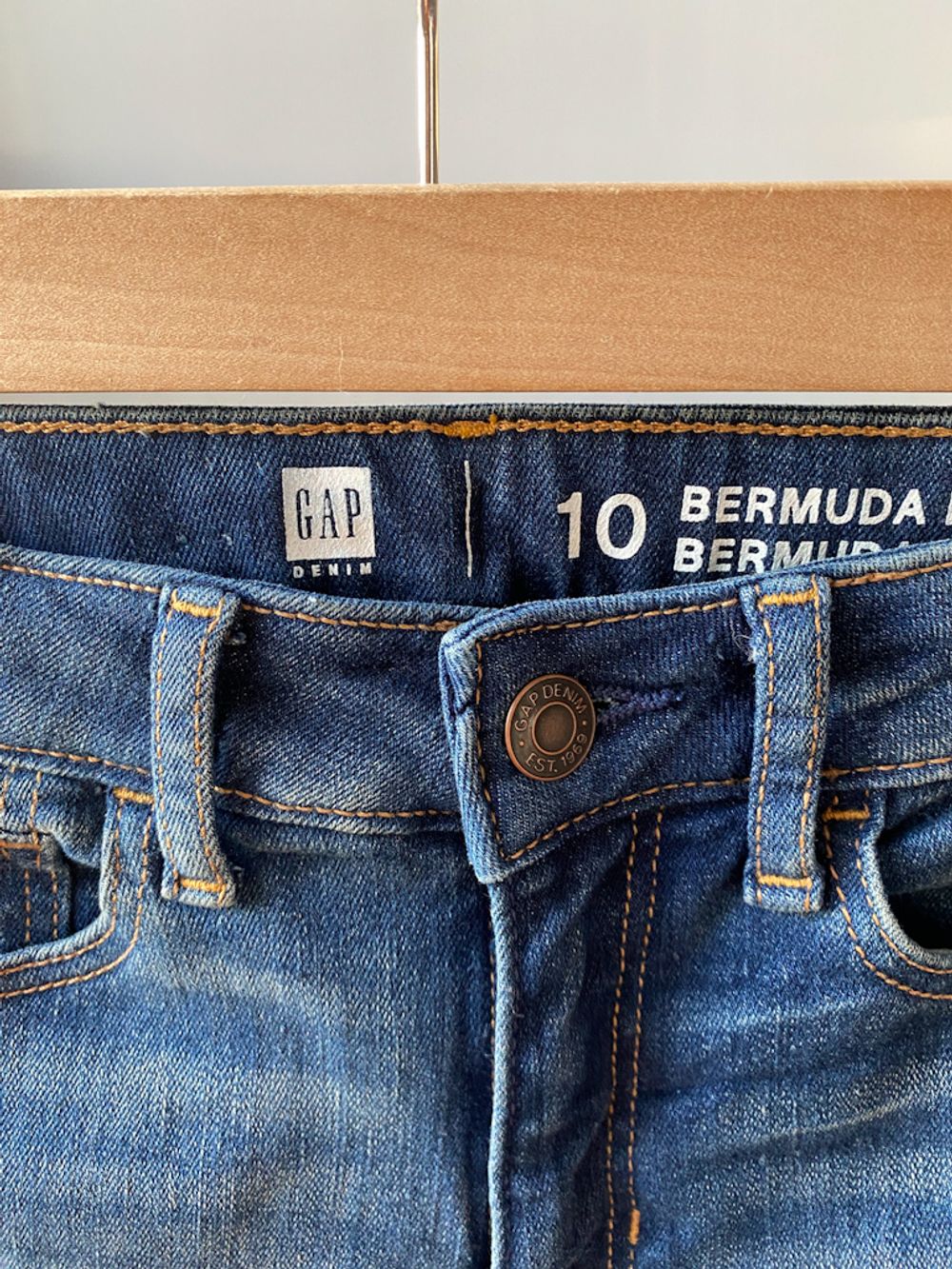 Джинсовые шорты Gap, 140