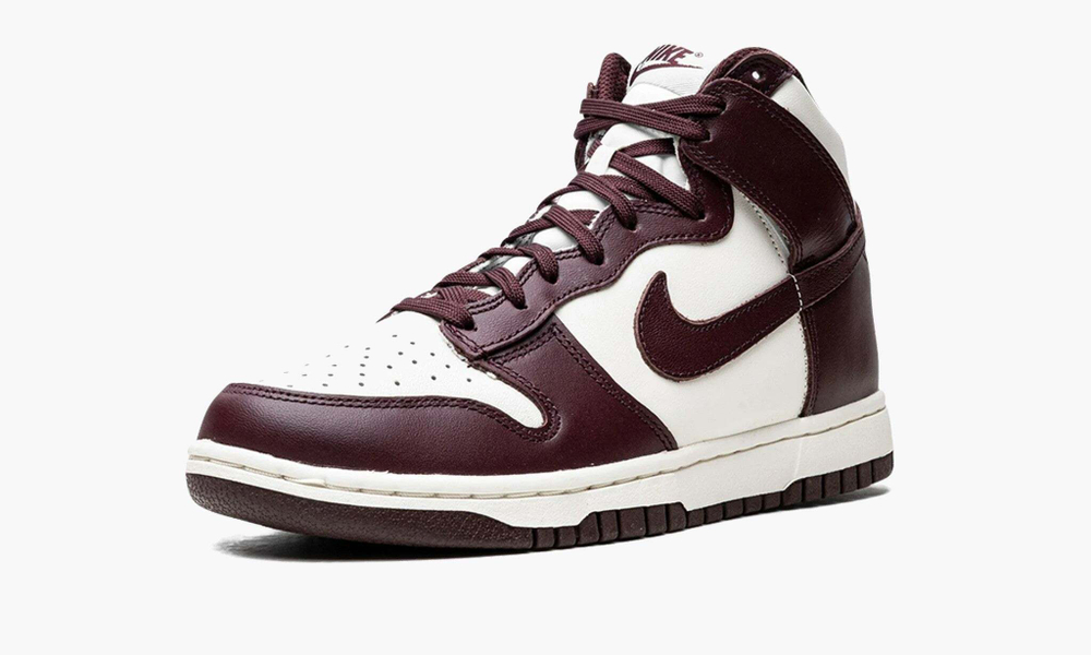 Dunk High WMNS "Burgundy Crush"