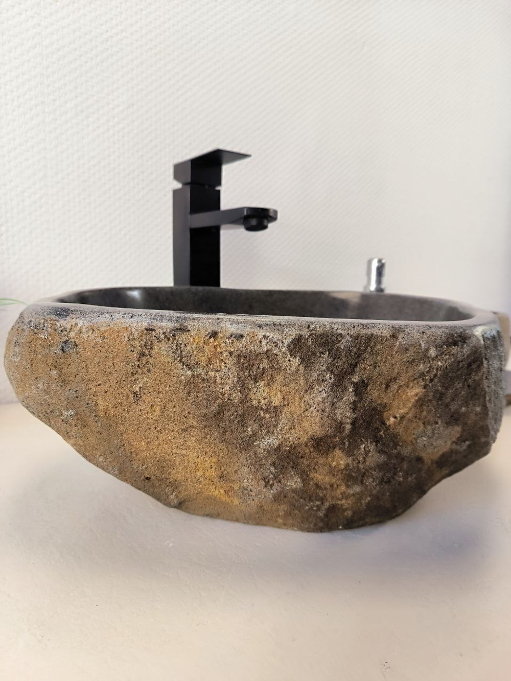 Раковина из речного камня RS-65972 45х34х15 из натурального камня