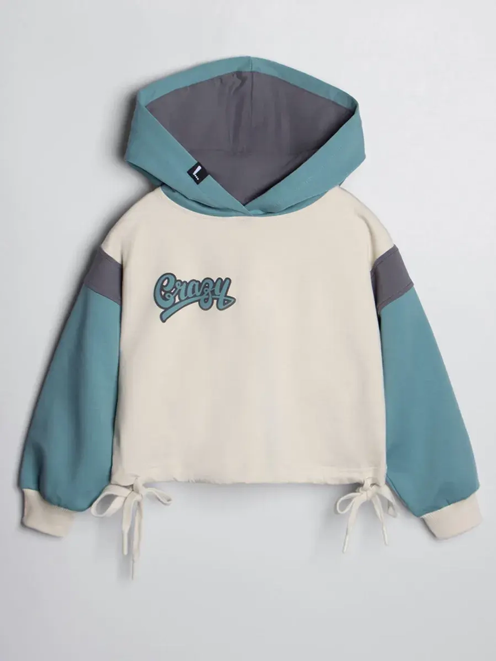 Спортивный костюм для девочки в школу