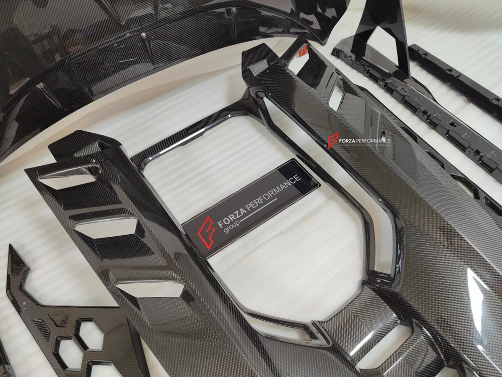 Карбоновый обвес для LAMBORGHINI REVUELTO 2023+ Ламборгини