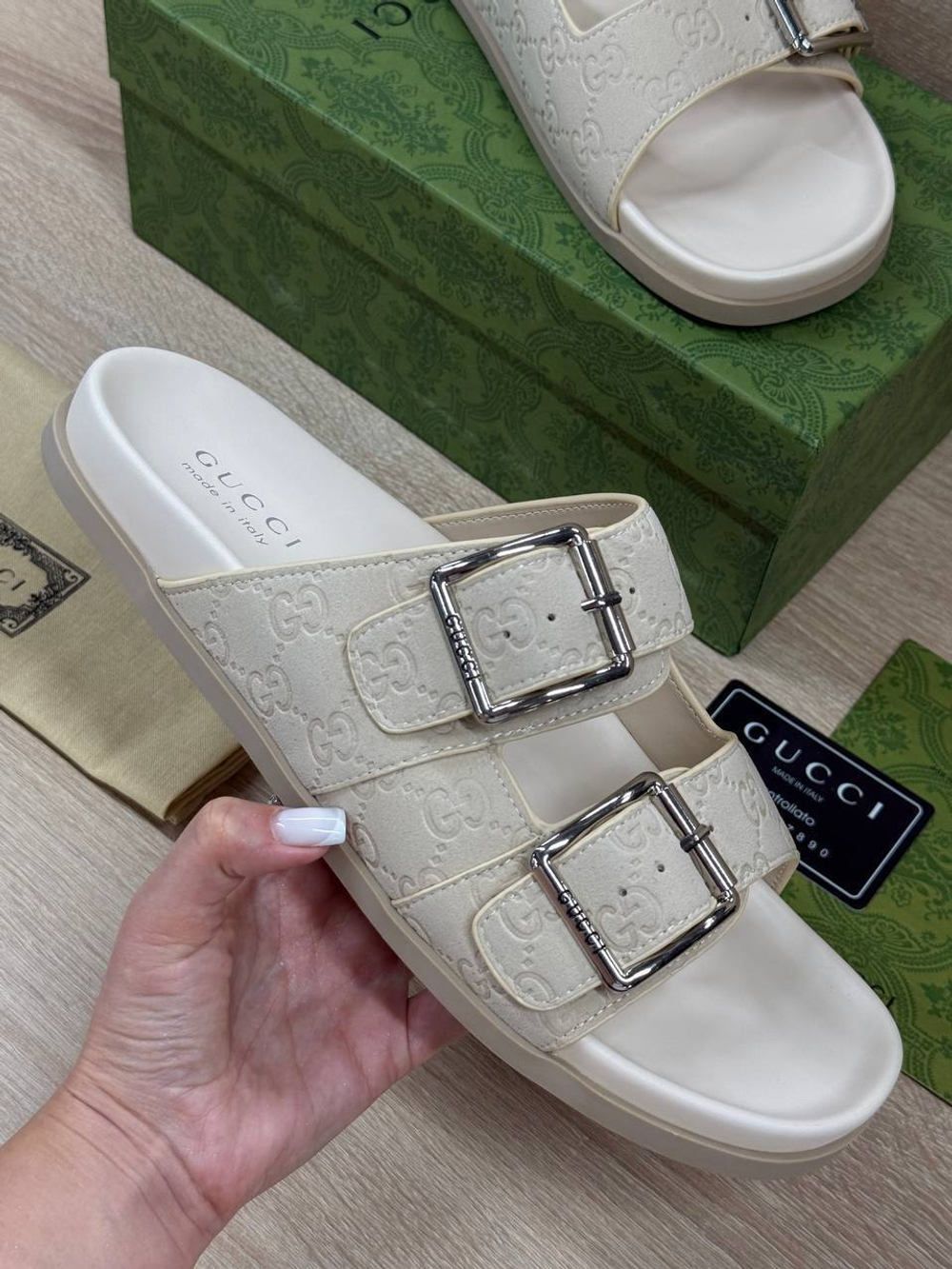 Шлепанцы Gucci