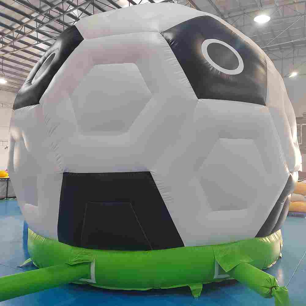 Коммерческий надувной батут «Футбольный мяч» с крышей, 4,5*4,5*5