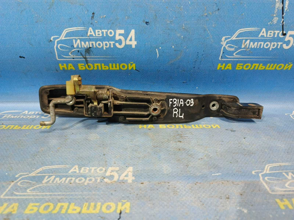 Ручка двери задней левой внешняя MITSUBISHI DIAMANTE 1997