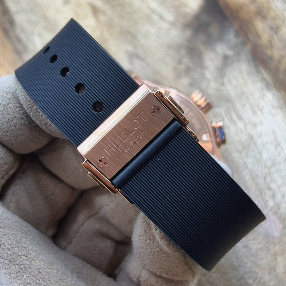 Часы Hublot