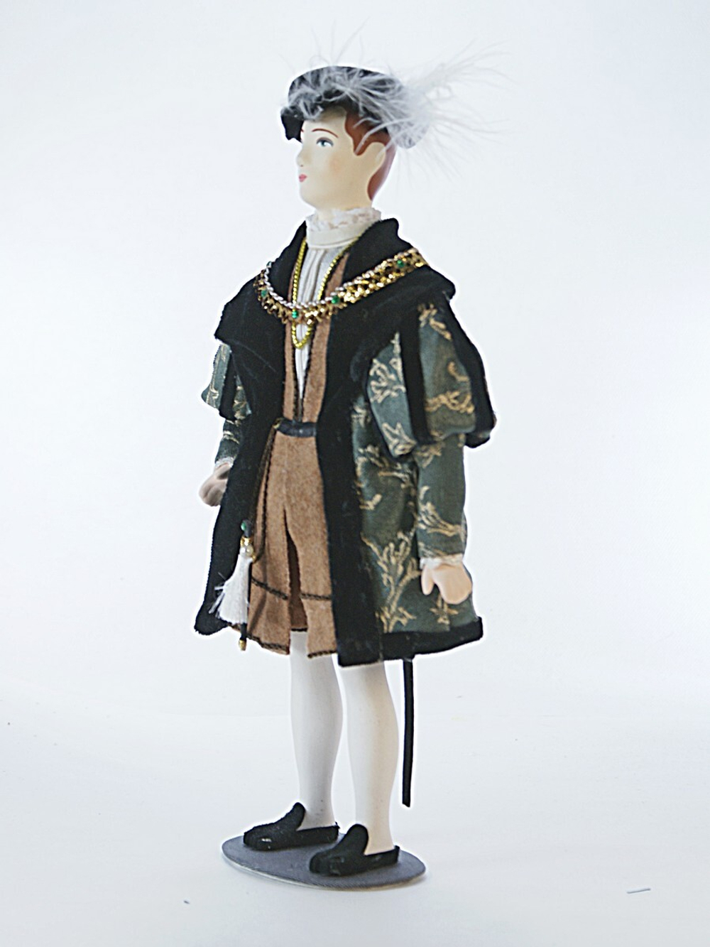 Кукла коллекционная Англичанин в придворном костюме