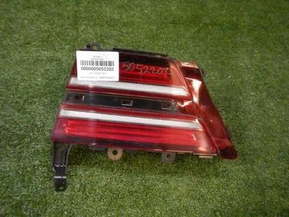 Фонарь правый внутренний Genesis G80 2 (2020-н.в.)