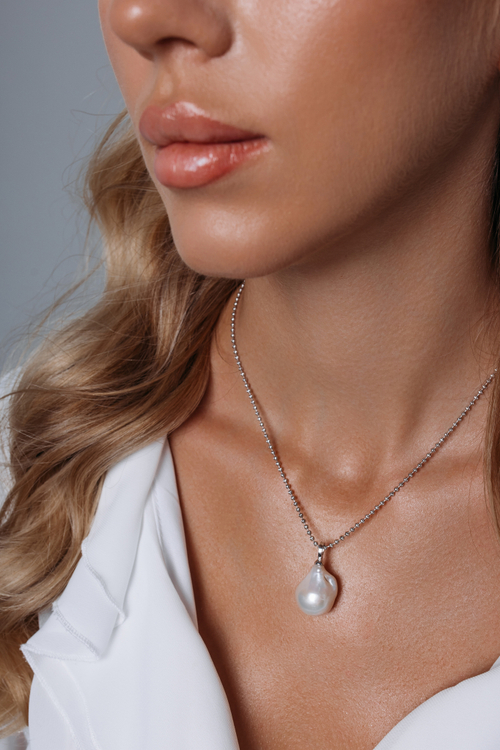 Колье с жемчужиной