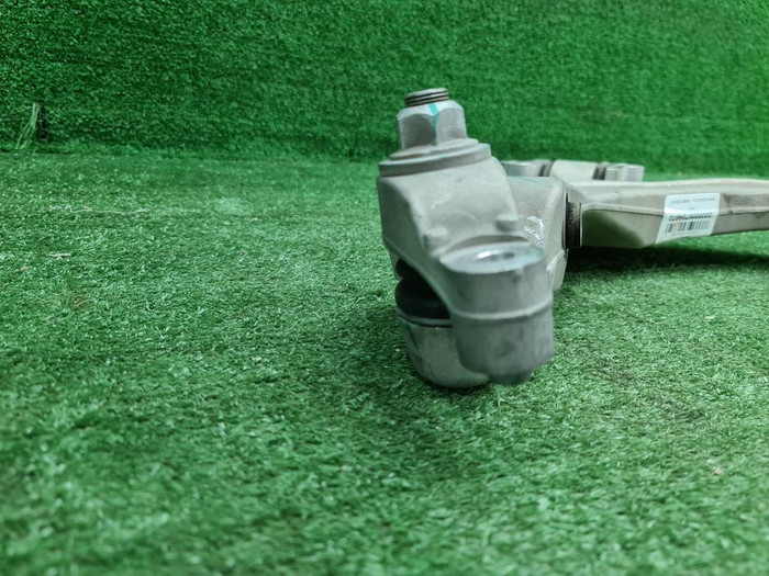 Рычаг передний правый Lixiang L9 (2022-н.в.)