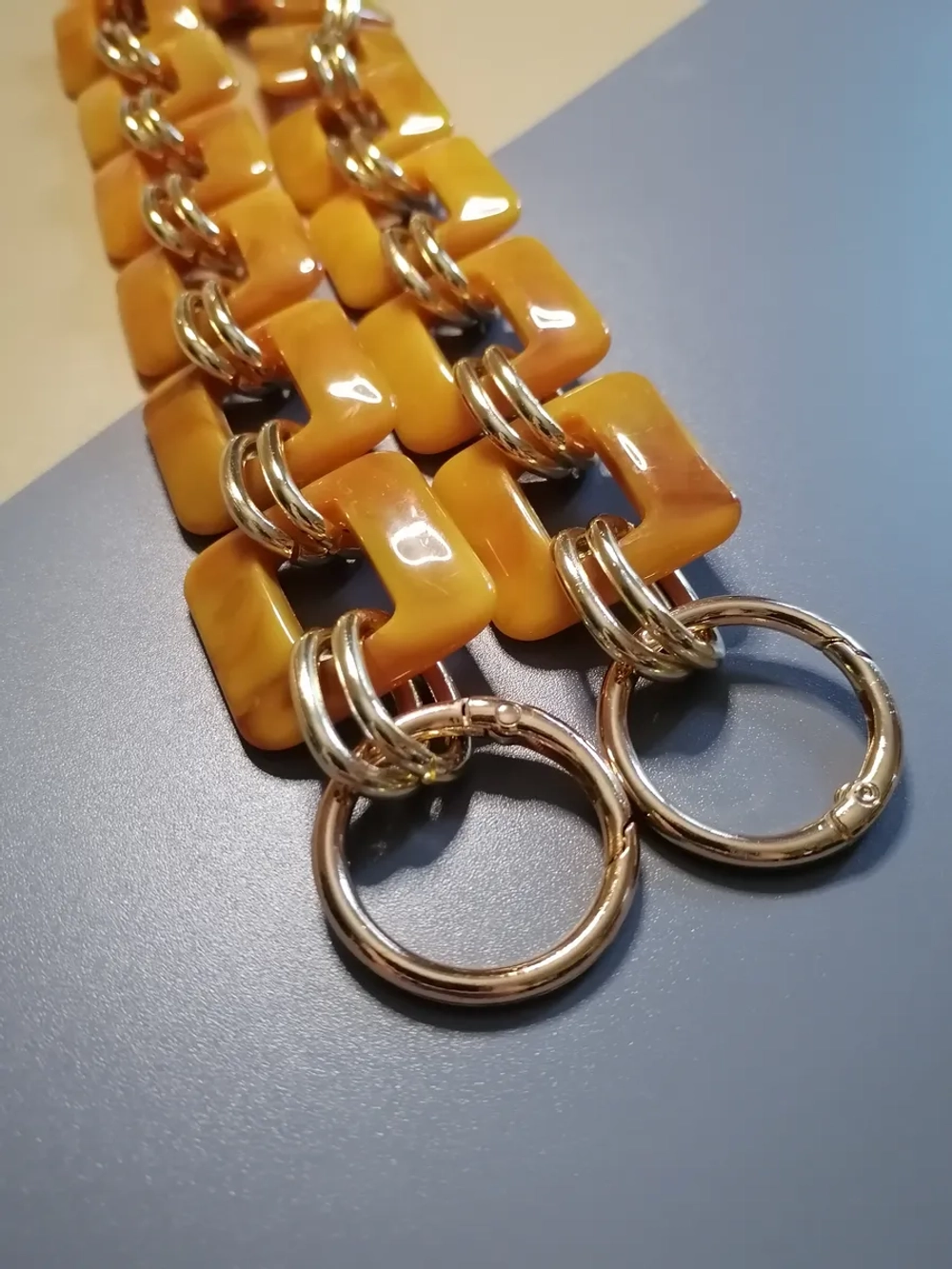 Цепь для сумки акриловая