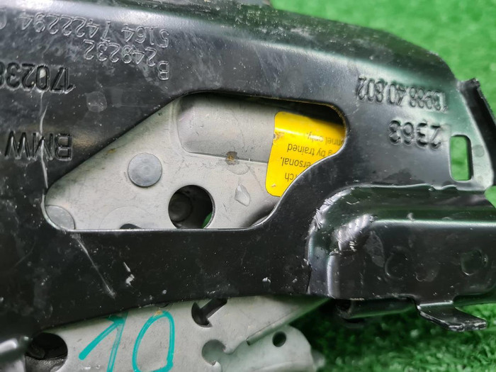 Кронштейн фары правый BMW 3er G20 (2018-н.в.)