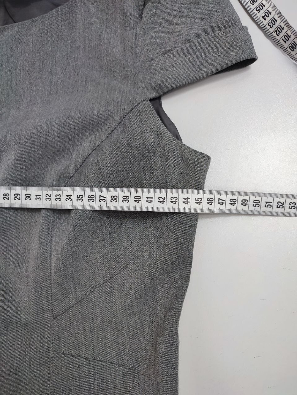 Платье Oodji серое 42 размер