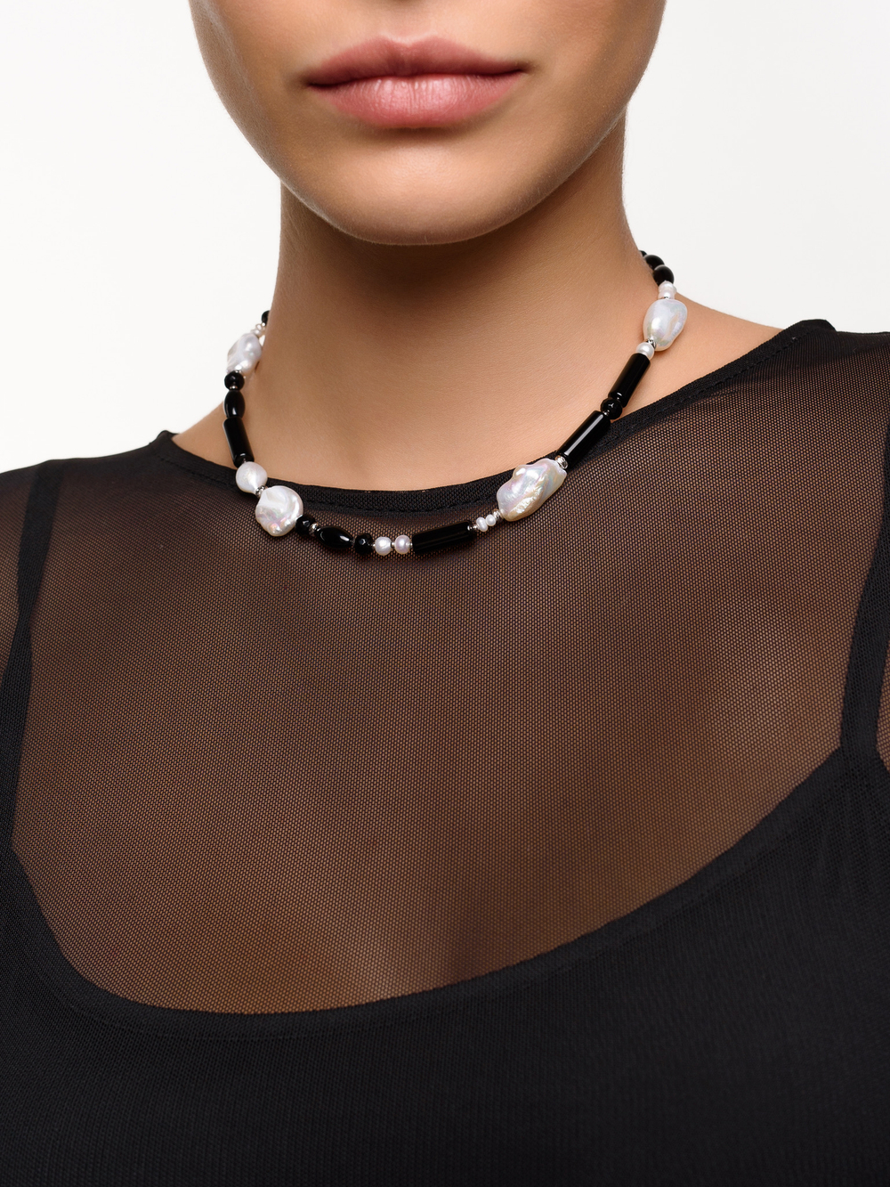 Чокер "Chess queen" с черным агатом Silver