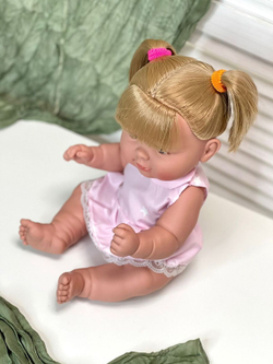 Кукла Manolo Dolls виниловая Manolita 45см в пакете (8304)