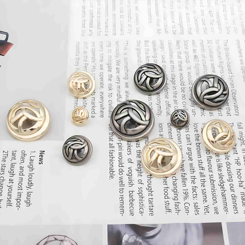 Пуговица 70048