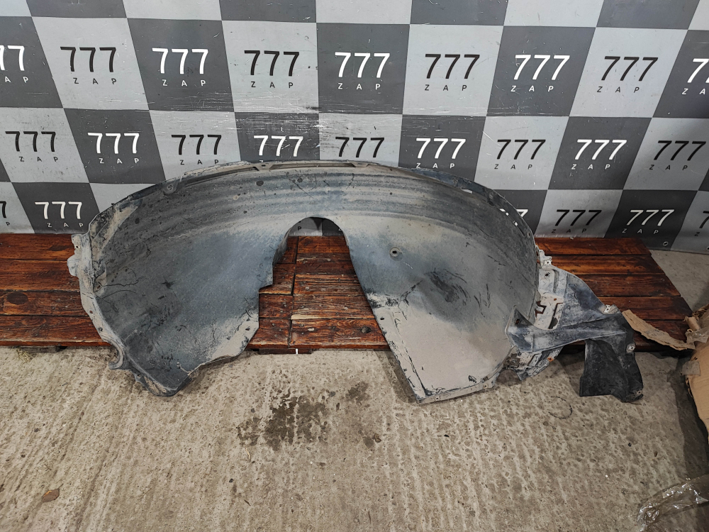 Подкрылок передний правый Volkswagen Tiguan 2 16-нв Б/У Оригинал 5NA805912AK