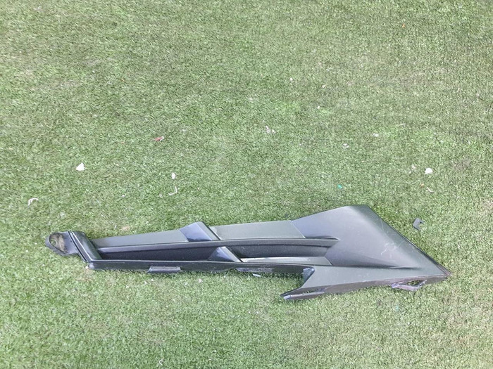 Накладка переднего бампера правая Lexus RX 4 (2015-2019)