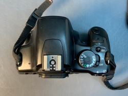 Canon EOS 450D Kit 18-55mm IS