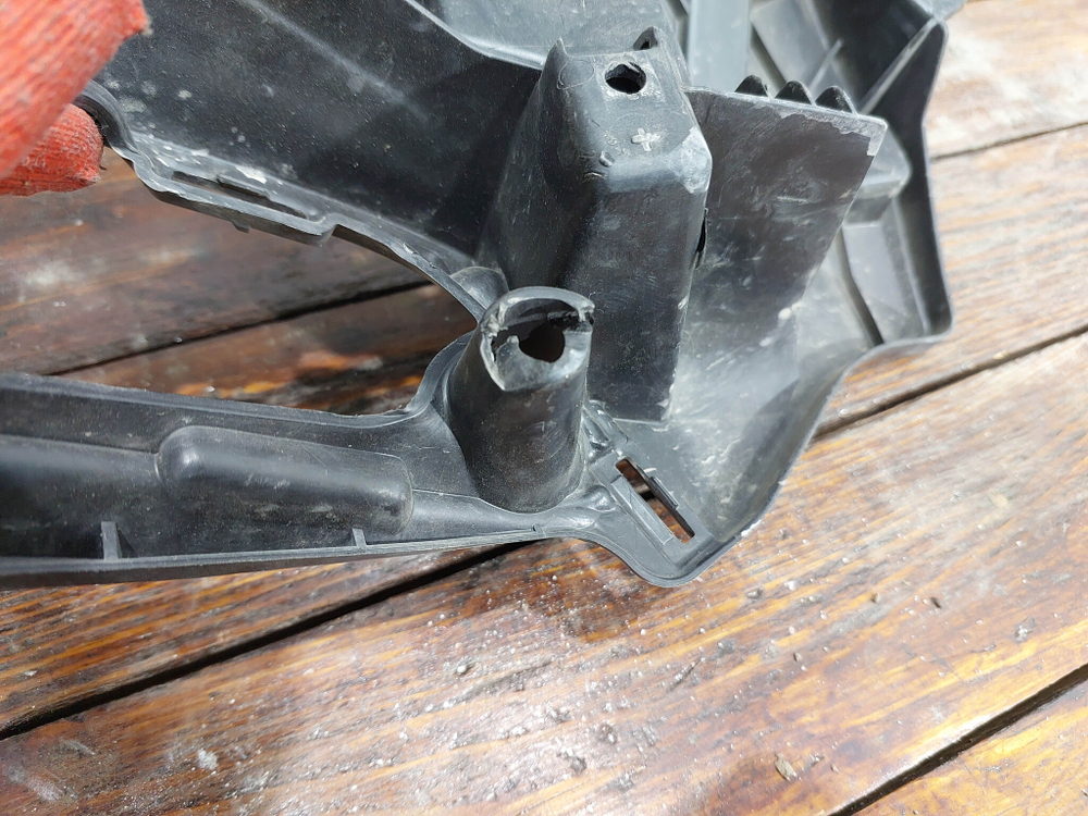 Кронштейн переднего бампера левый BMW X3 (G01) 17-21 Б/У Оригинал 51118064595