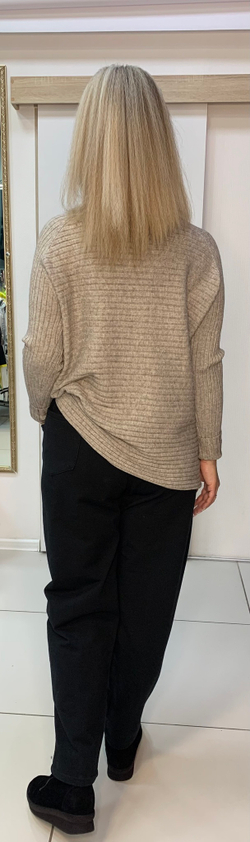 Черные брюки с кармашками на  резинке