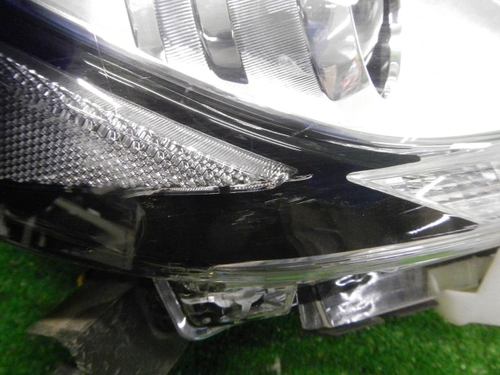 Битая Фара правая Nissan Murano Z52 (14-22) LED