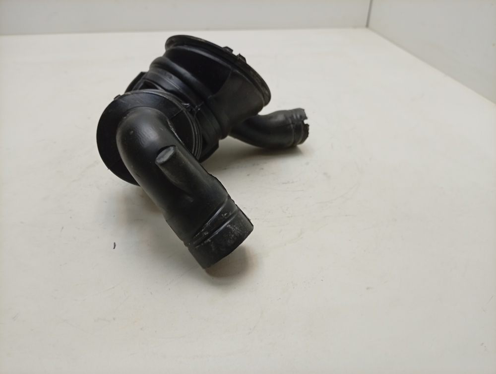 WLF24271CE/02 кт31 Сливной патрубок для стиральных машин Siemens, Bosch 9000047125 б/у