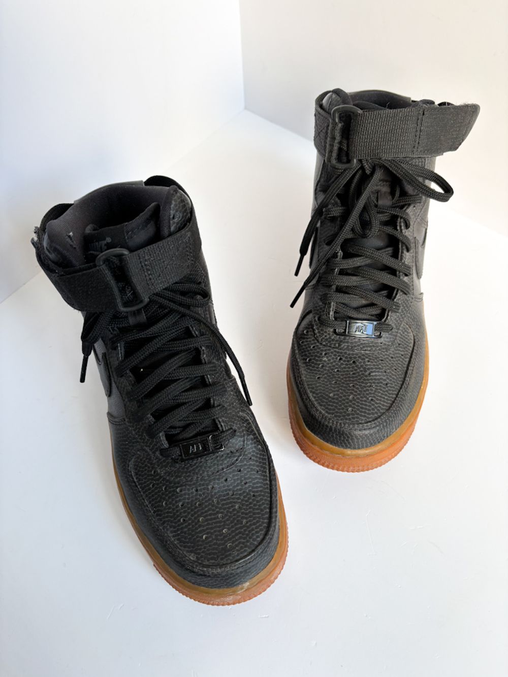 Кожаные кроссовки Nike, 36