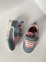 Новые кроссовки Geox, 23