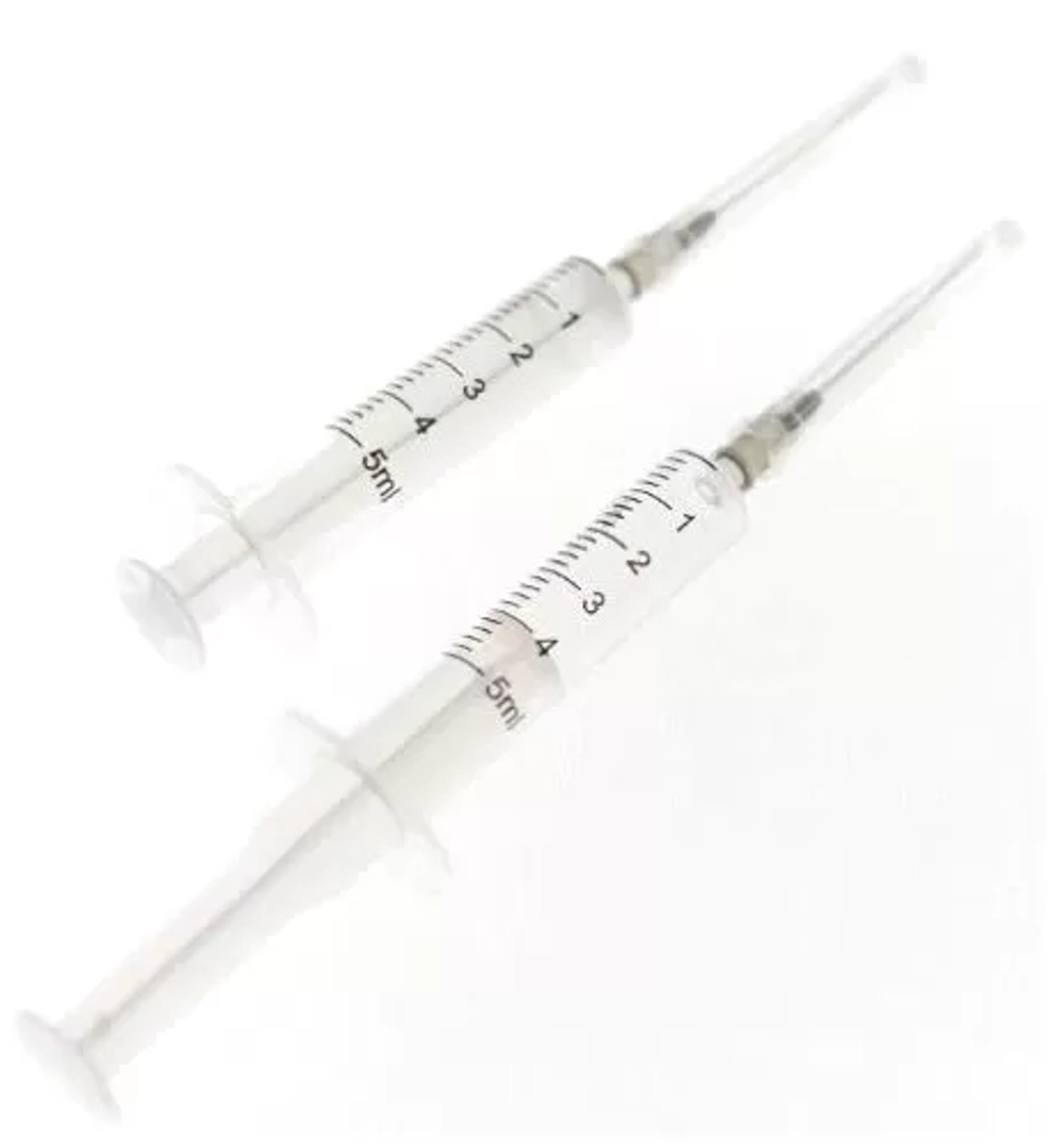 Шприц двухкомпонентный с надетой иглой 5 мл 0,7х40 мм 100 шт