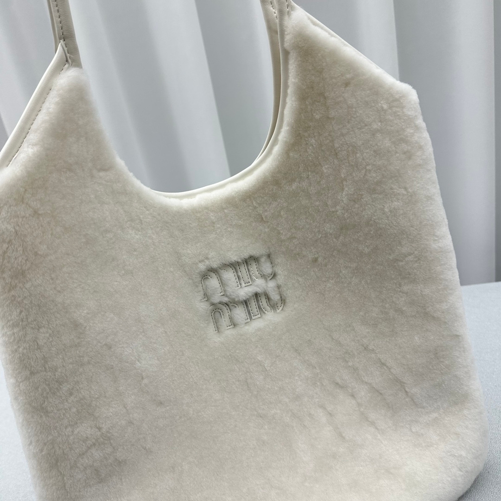 Miu Miu IVY Bag 40 cm