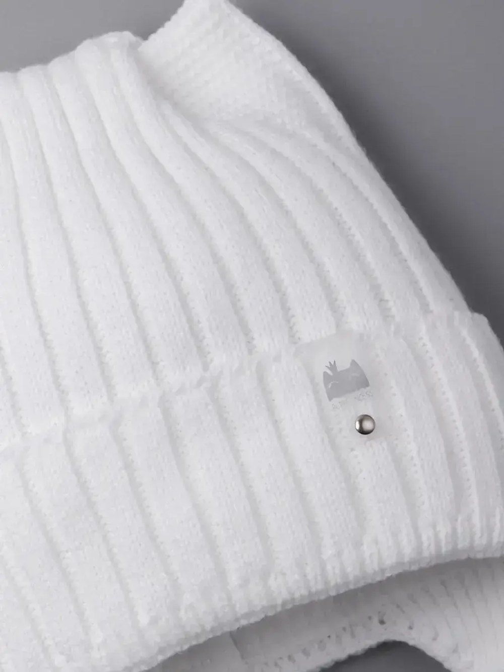 Шапка для девочки с ушками осенняя