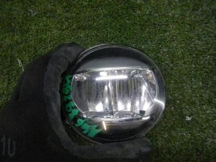 ПТФ правая Toyota Land Cruiser Prado 150 (2017-н.в.) LED