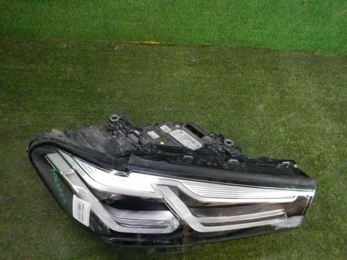 Фара правая BMW 5er G30 (2020-2023) LED