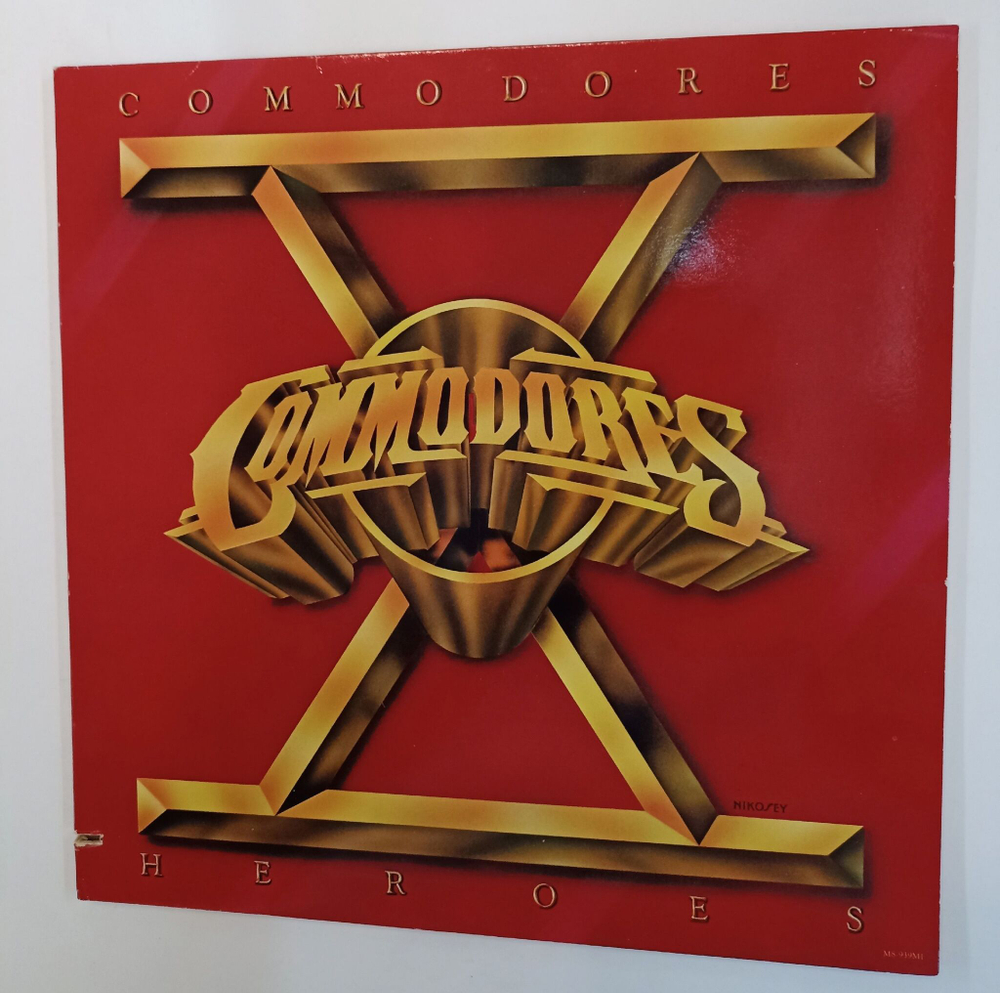 Винтажная виниловая пластинка LP Commodores Heroes (USA 1980)