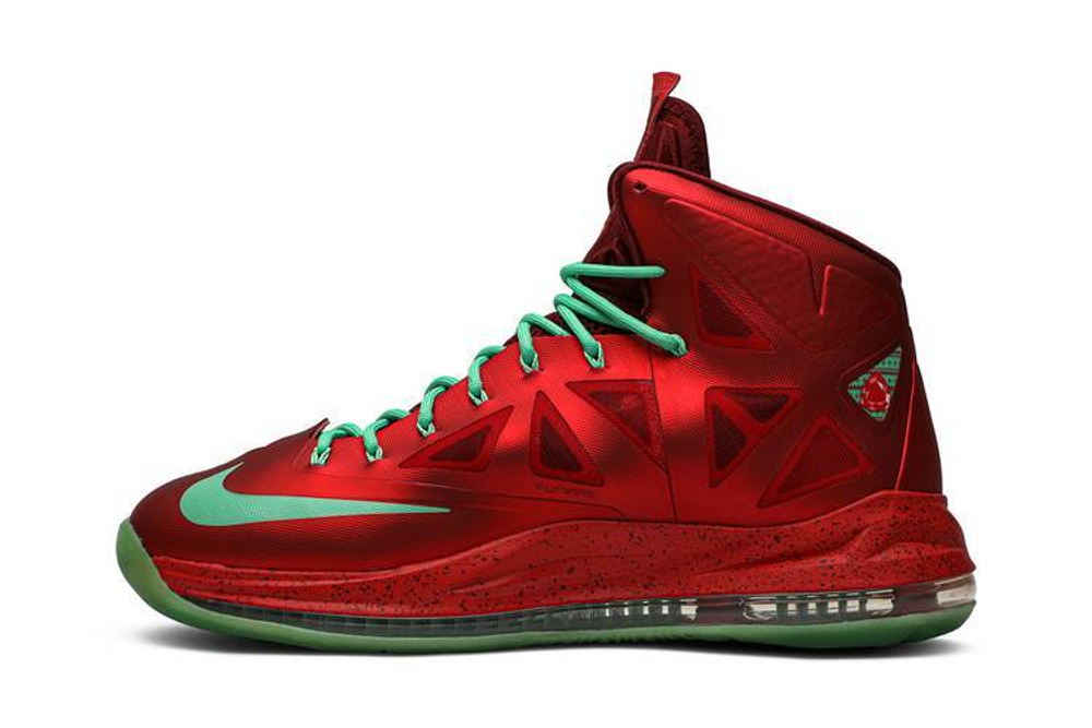 Christmas edition lebrons store