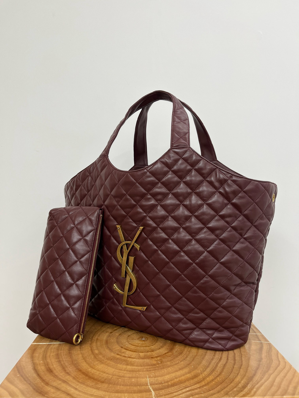 ICARE LARGE ИЗ СТЕГАНОЙ КОЖИ ЯГНЕНКА