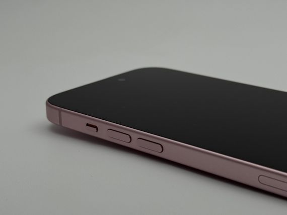 iPhone 15 128Gb Pink