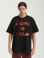 Мужская Футболка Girl Is A Gun