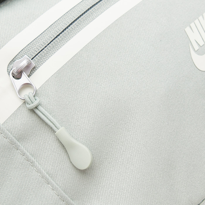 Сумка Nike Elemental Premium Fanny Pack артикул:DN2556-370 - купить в магазине Дайс
