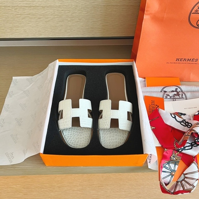 Hermes Oran Sandal