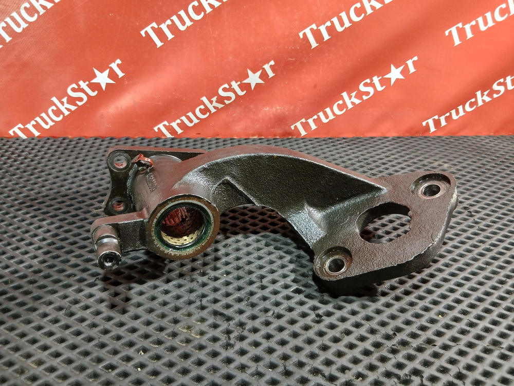 Кронштейн тормозного вала правый