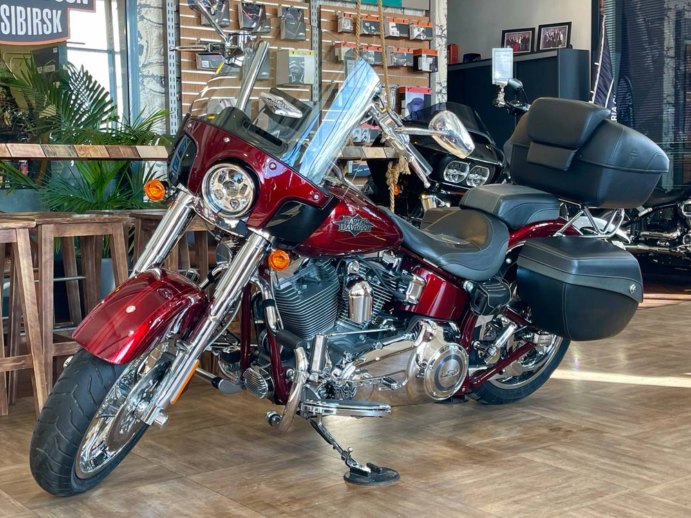 Harley-Davidson CVO Softail Convertible 2012