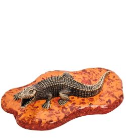 Народные промыслы AM-3160 Фигурка «Крокодил Саванна» (латунь, янтарь)