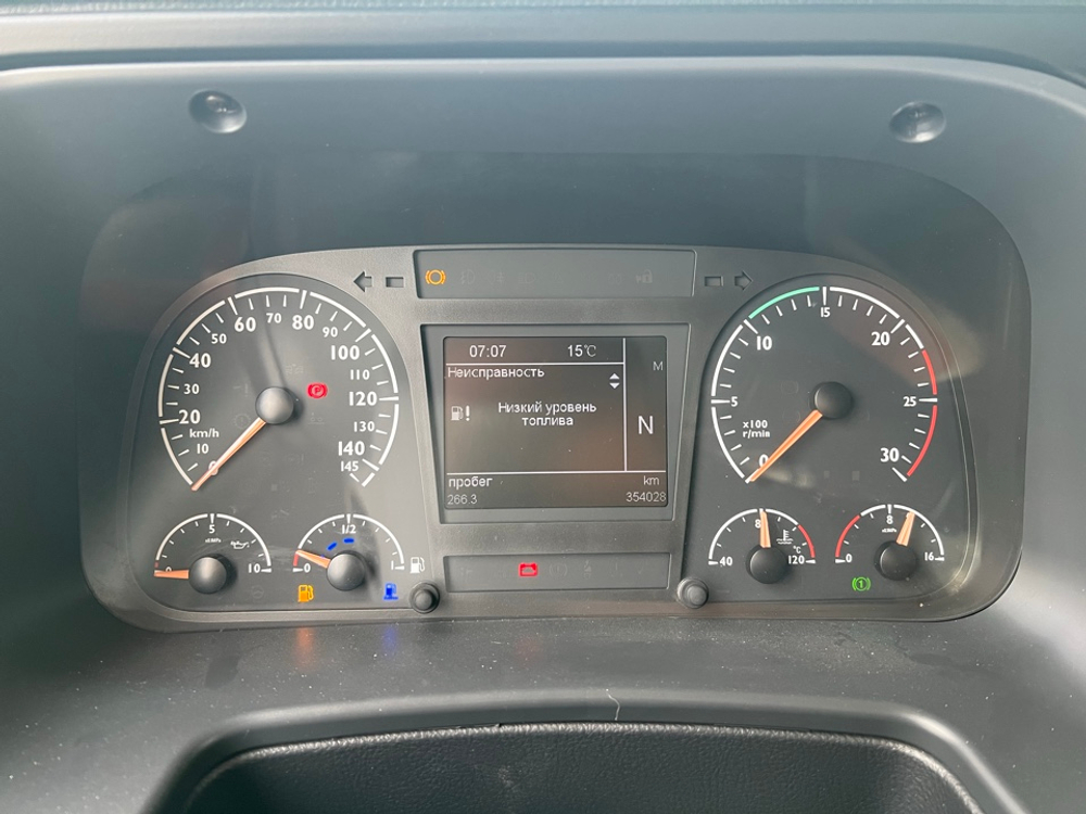 Foton AUMAN 4x2 Седельный тягач EST A 1846 AMT (Дизельный, 11,8 л, АТ, 470 л.с.)