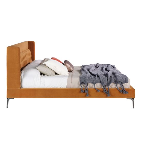 Кровать 7124  из бархата горчичного цвета 180 x 200